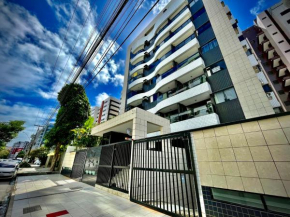 Apartamento Luxo com Piscina em Ponta Verde